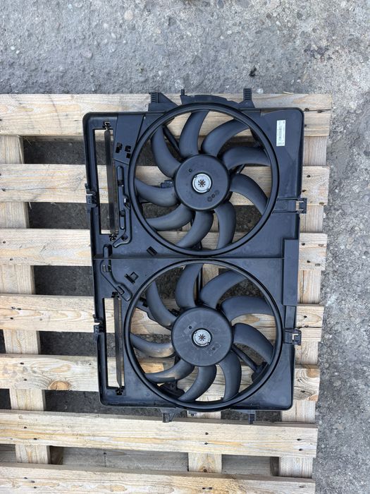 Перка радиатор охлаждане Audi A4 B8 A5 8T Q5 8R Valeo 8K0959501G 8K0959455Q 8K0121207L 8K0121207P