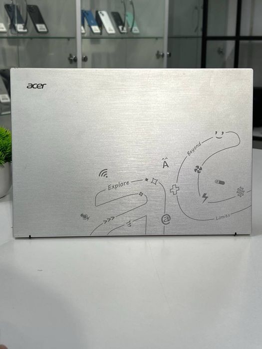 Acer Swift Lite 14 core 13-13