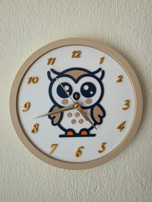 Ceas de perete 3D – Bufniță haioasă, perfect pentru camera copilului