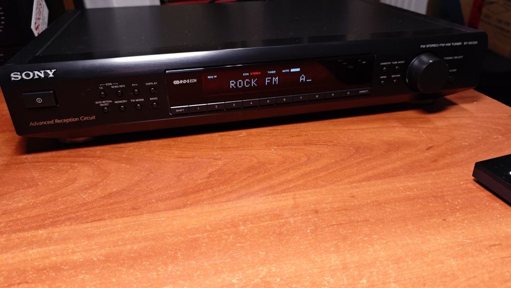 Tuner Radio Sony ST SE 520