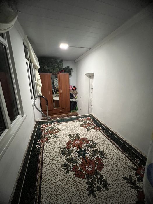 Олмазор тумани, Тансикбоев 3 да 1 хона 40 кв ли уй сотилади