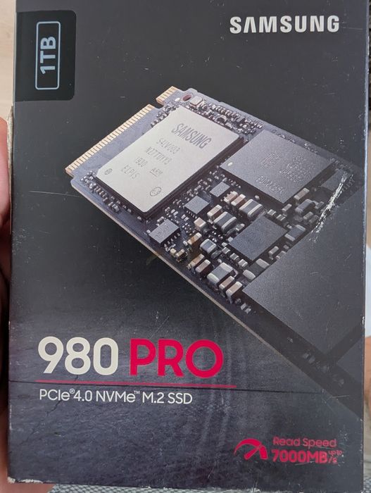 Hdd Samsung  pro nvme 4