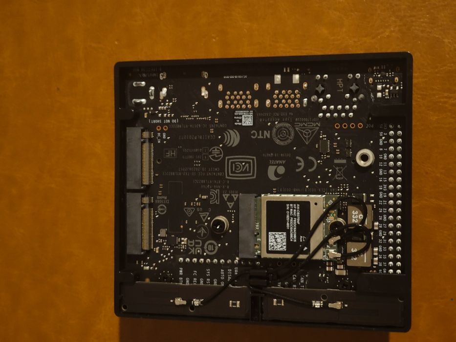 Vand  NVIDIA Jetson Orin Nano Super Developer Kit 8GB, cutie, complet.