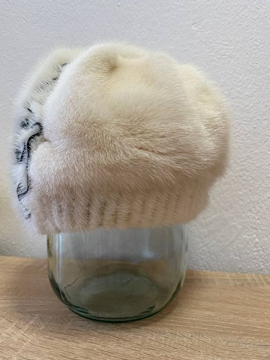 Шапка норковая продам