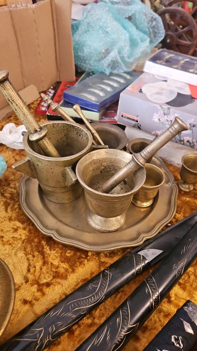 Бронзови и месингови съдове и аксесоари