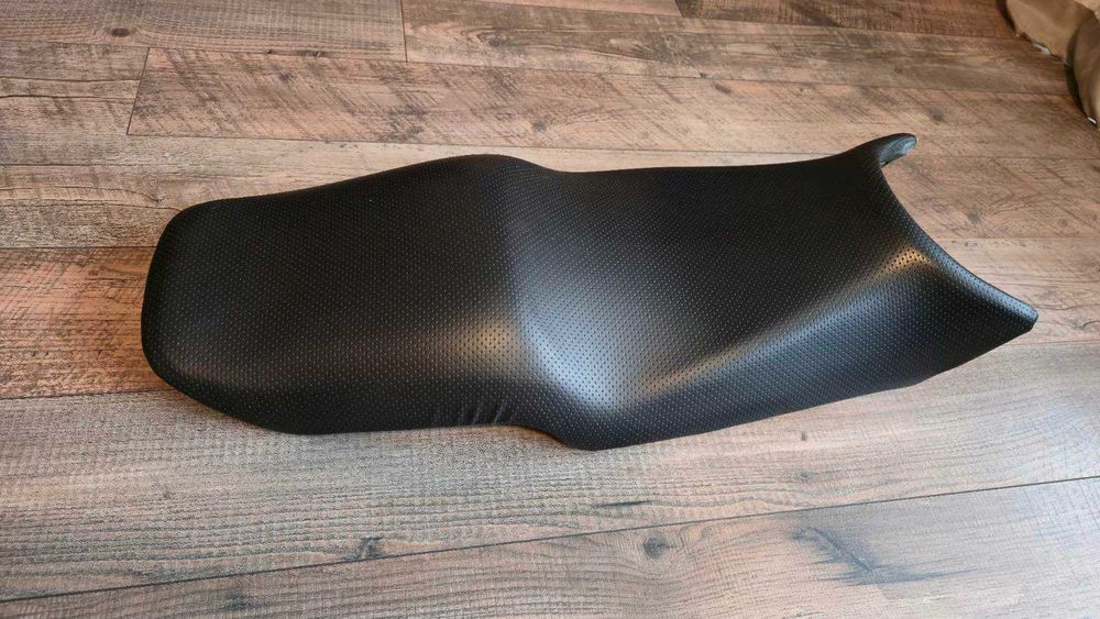 Седалка за мотоциклет Yamaha FZ6 2004