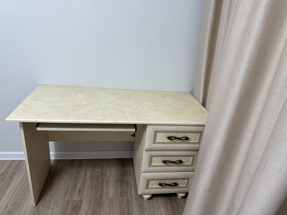Продаю детский спальный комплект