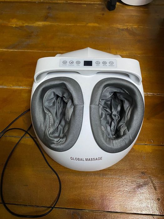 Массажёр в комплекте