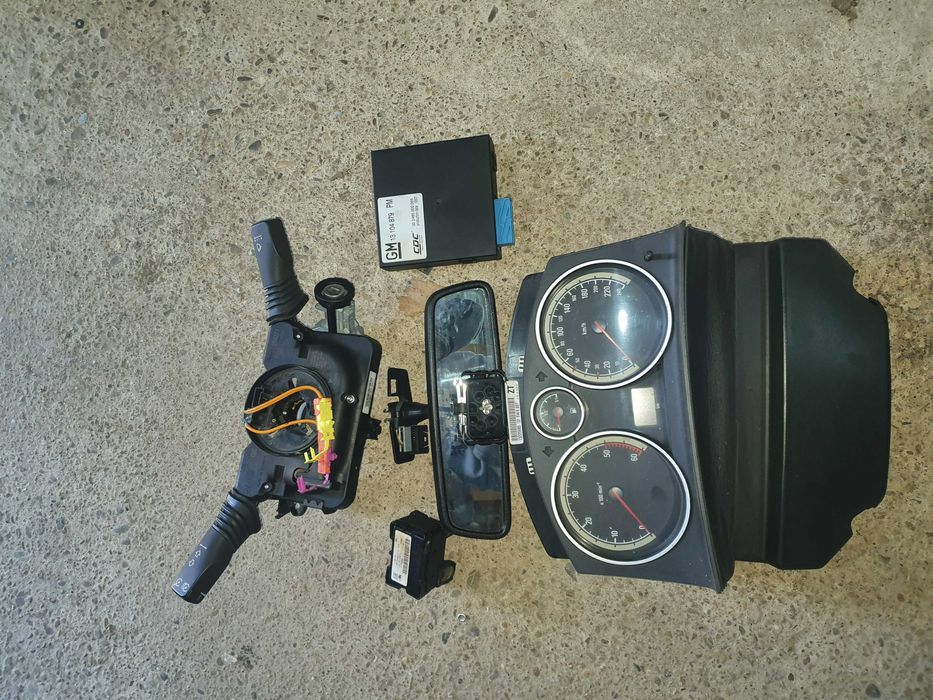 piese din dezmembrari opel astra h twintop 1.9