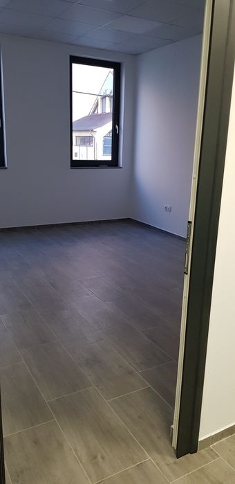 3бр.Офис помещения под наем с обща площ 90к.м.