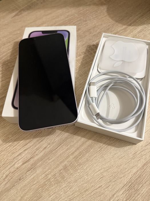 iPhone 14 сиреневый