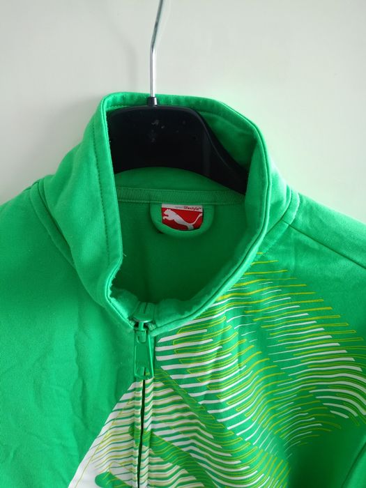 Vând bluza sport Puma, produs de calitate superioara mărimea L.