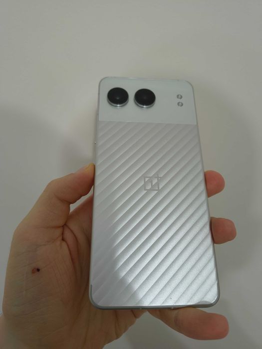 Смартфон Oneplus nord 4