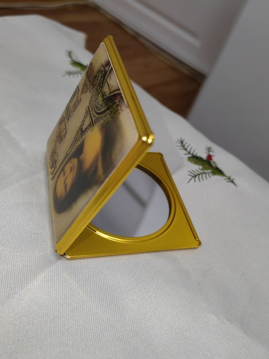 Oglinda cosmetica eleganta vintage Paris