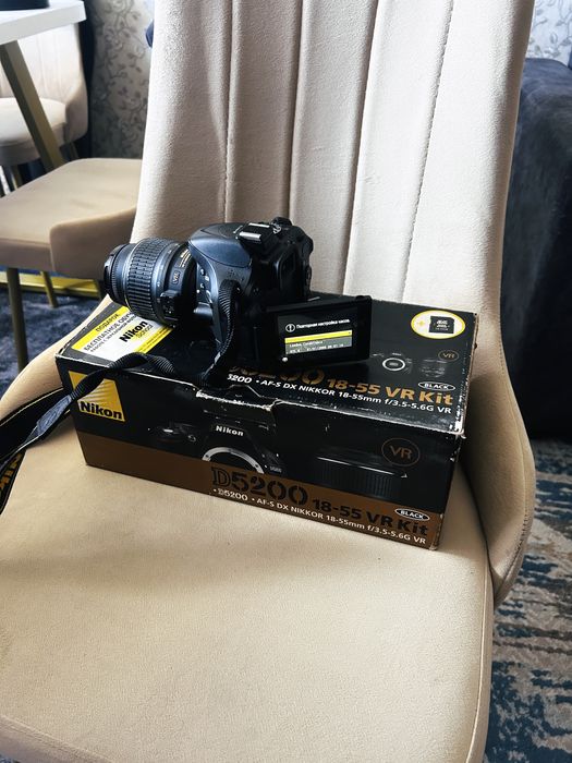 Продам фотоопарат Nikon