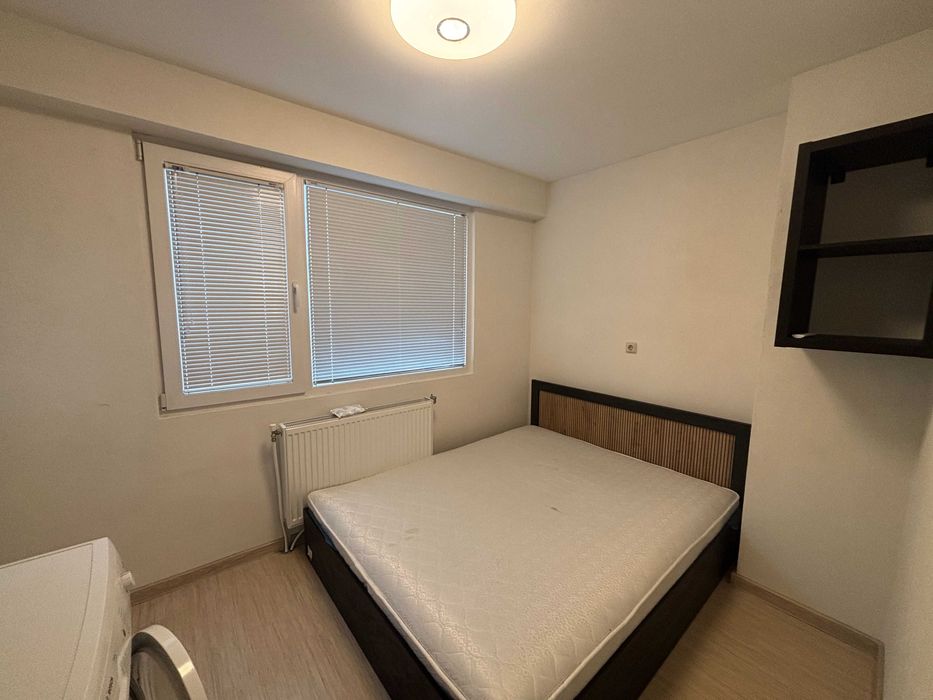 Тристаен ОБЗАВЕДЕН в Сопот, Сарая