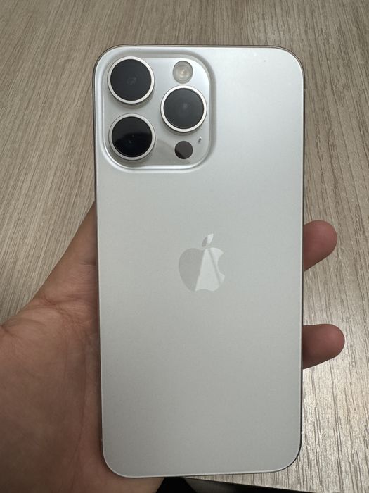 Айфон 15 про макс 256гб 88 емкость