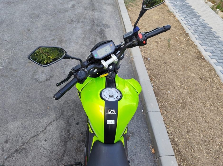 Vând sau schimb cu auto keeway rkf 125 CC