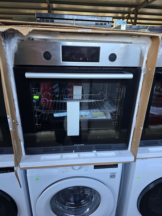 Нова фурна за вграждане с Air Fry Snaige/Снайге 76 литра