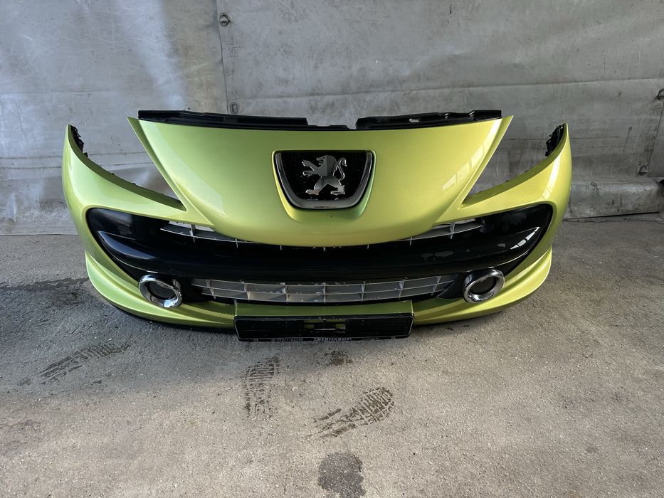 Предна броня за Пежо 207 комплект!