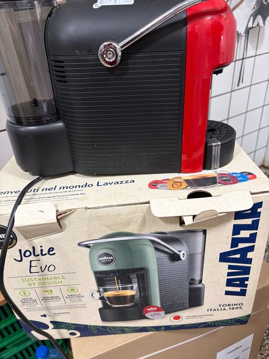 Кафемашина лаваца