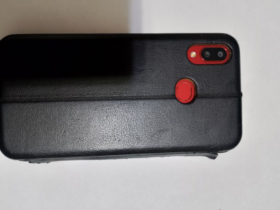 Продается Самсунг А10s.