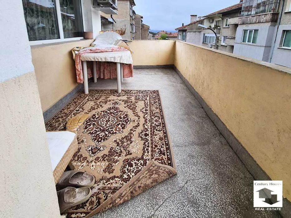 Продава се Четиристаен апартамент в Велико Търново, Център - 110 кв.м за 1814 €/кв.м - Снимка #12