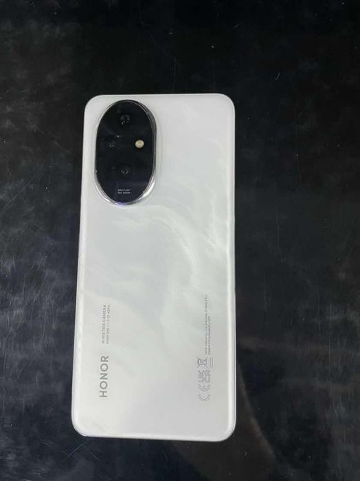 Honor 200 255gb.