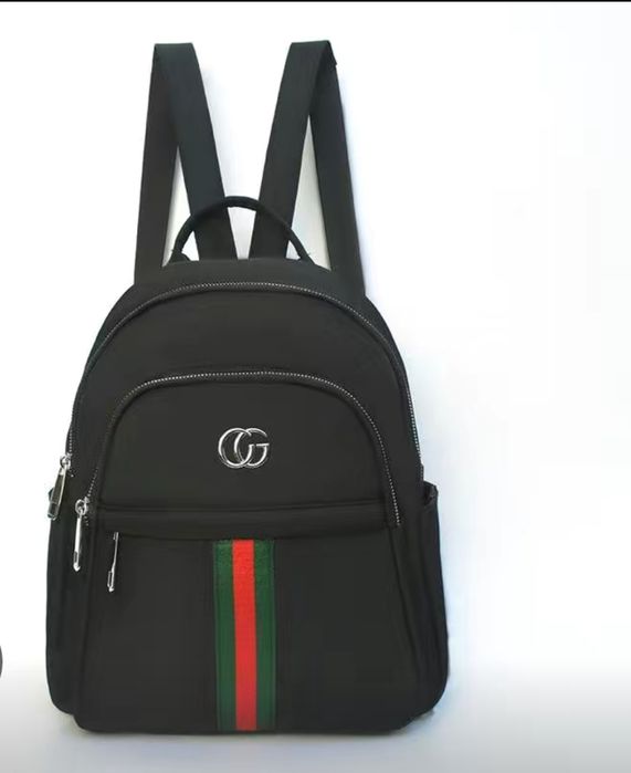 Сумка-рюкзак отличного качества.