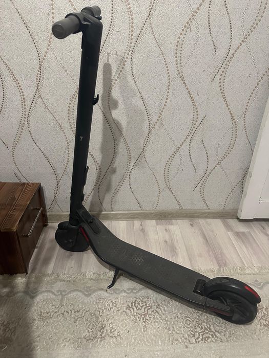 Продам электросамокат
