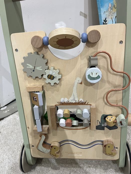 Little Dutch проходилка