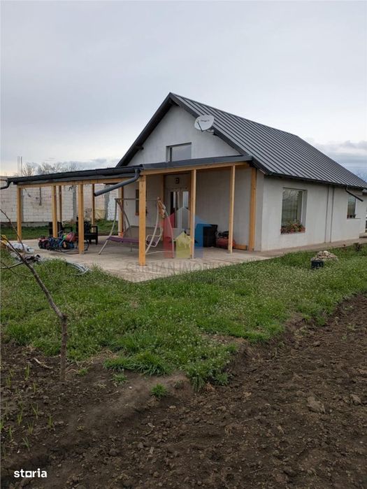 VILA P+M, Cazasu, caramida, Teren - 500 mp