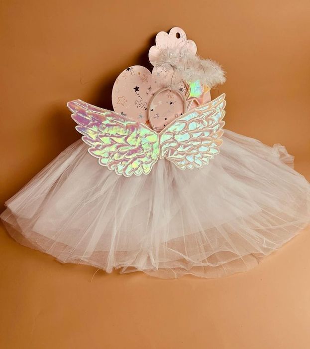 Продам замечательные костюмчики для девочек