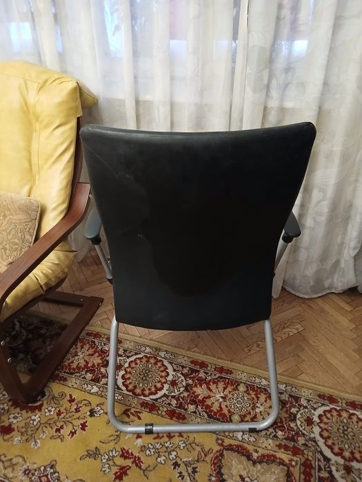 De vînzare scaun fix pentru birou in stare perfecta