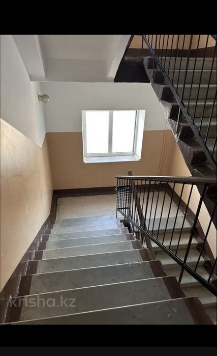 Продам квартиру 4-х комнатную