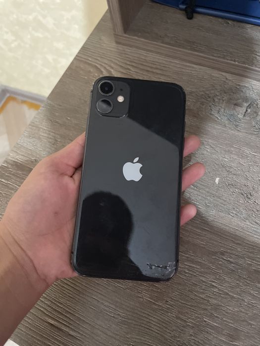 Продаеться Iphone 11 black