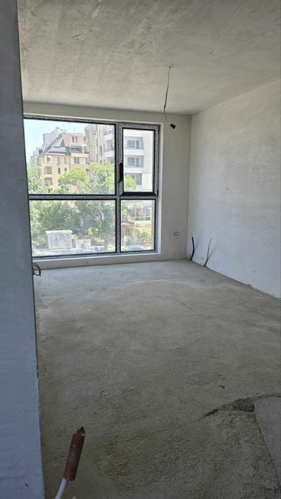 Продава четиристаен апартамент в Гоце Делчев с АКТ 16!