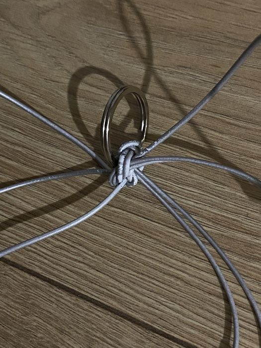 Дизайнерский брелок Apple EarPods USB-C custom silver 1/1