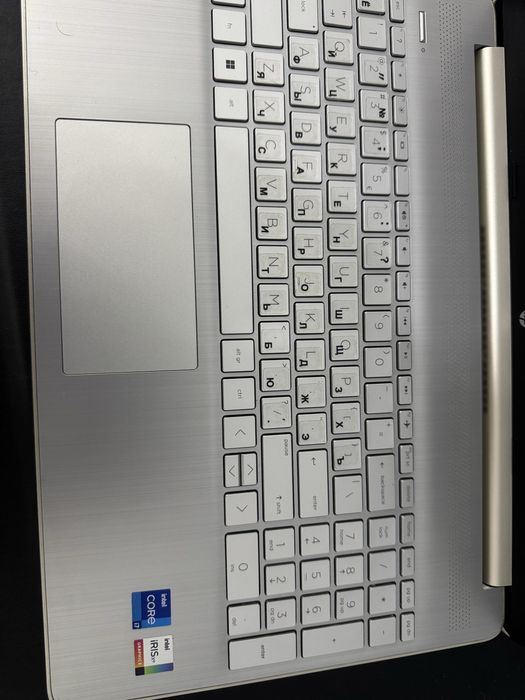 Ноутбук HP Laptop 15s-fq5287nia.