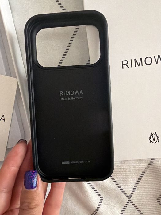 Husa Rimowa Iphone 17 Pro Black