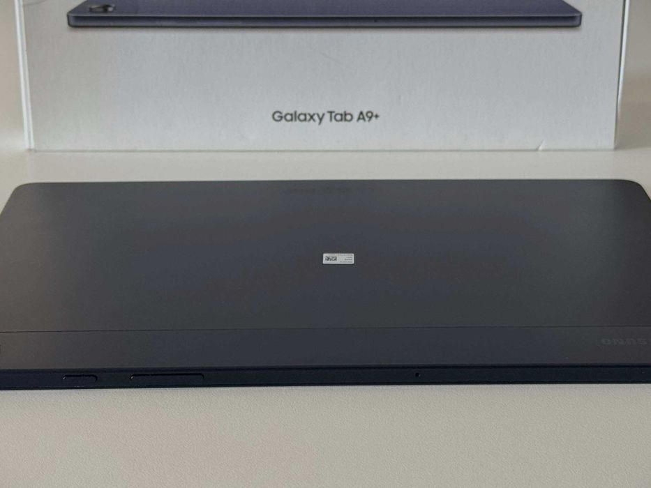 Бартер! Kaто НОВ! Samsung Galaxy Tab A9+ Navy (Син)