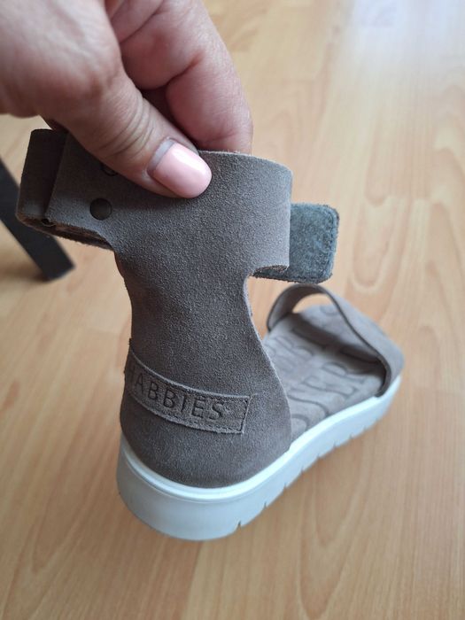 Сандали естествен велур