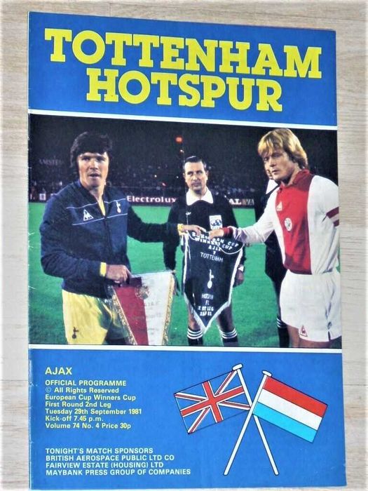 Стари футболни програми Тотнъм Хотспър от европейски клубни турнири