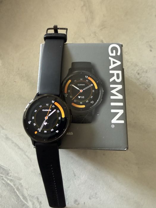 Garmin venu 3 smart watch