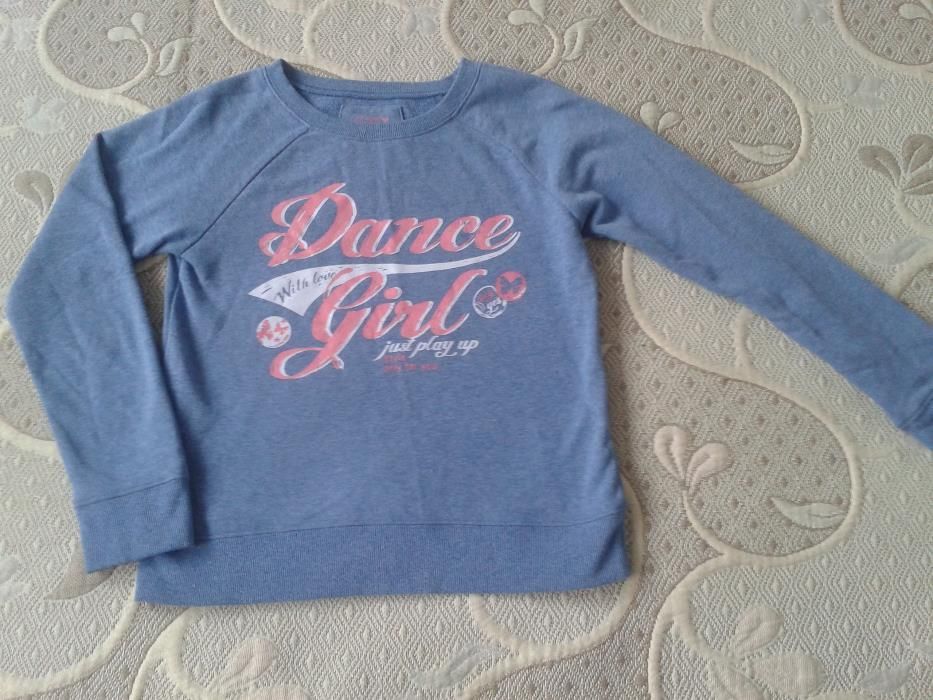 Продам безрукавку для девочки