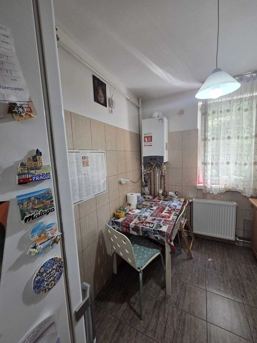 Vand apartament 2 camere etaj 1/4 Nanterre