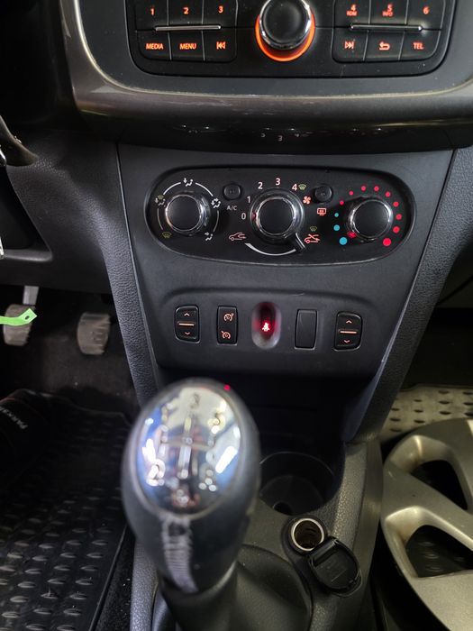 Dacia Logan MCV 0.900 90kc. На части