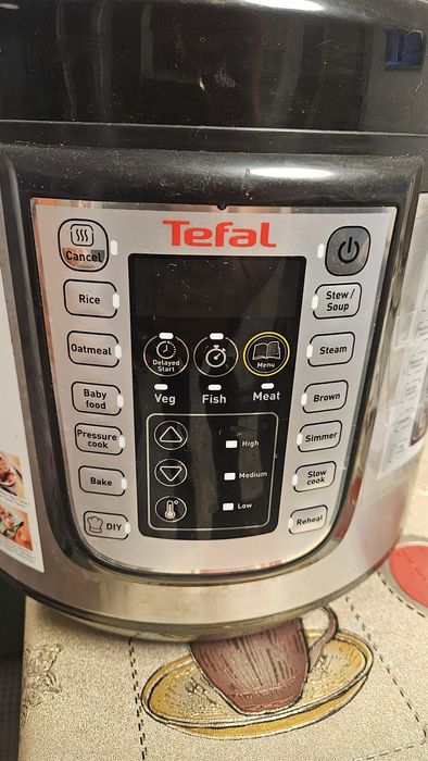 Oala sub presiune TEFAL
