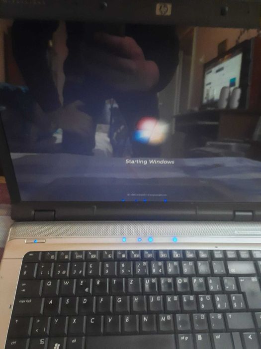 Vand 3 bucati laptop cu SSd 256GB/ 8 GB Ram/ 15.6 inch/ Acer ToshibaHp