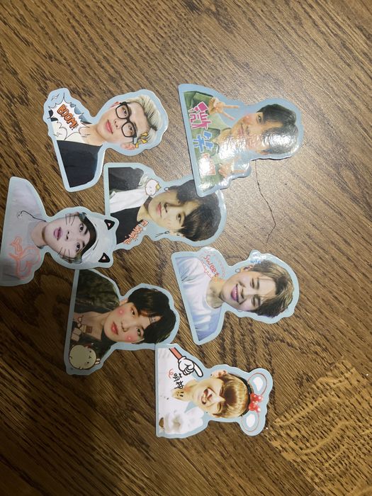 Наклейки бтс BTS